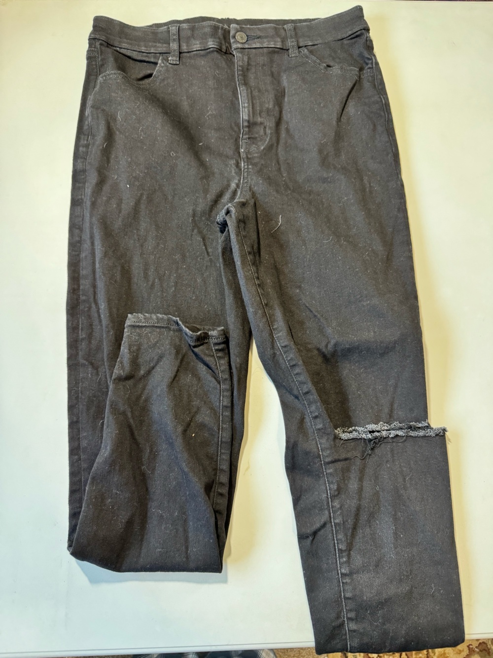 Women’s Grey Distressed Jeans